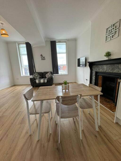 Spacious Flat In Sheffield City Center Gs304 Exterior foto